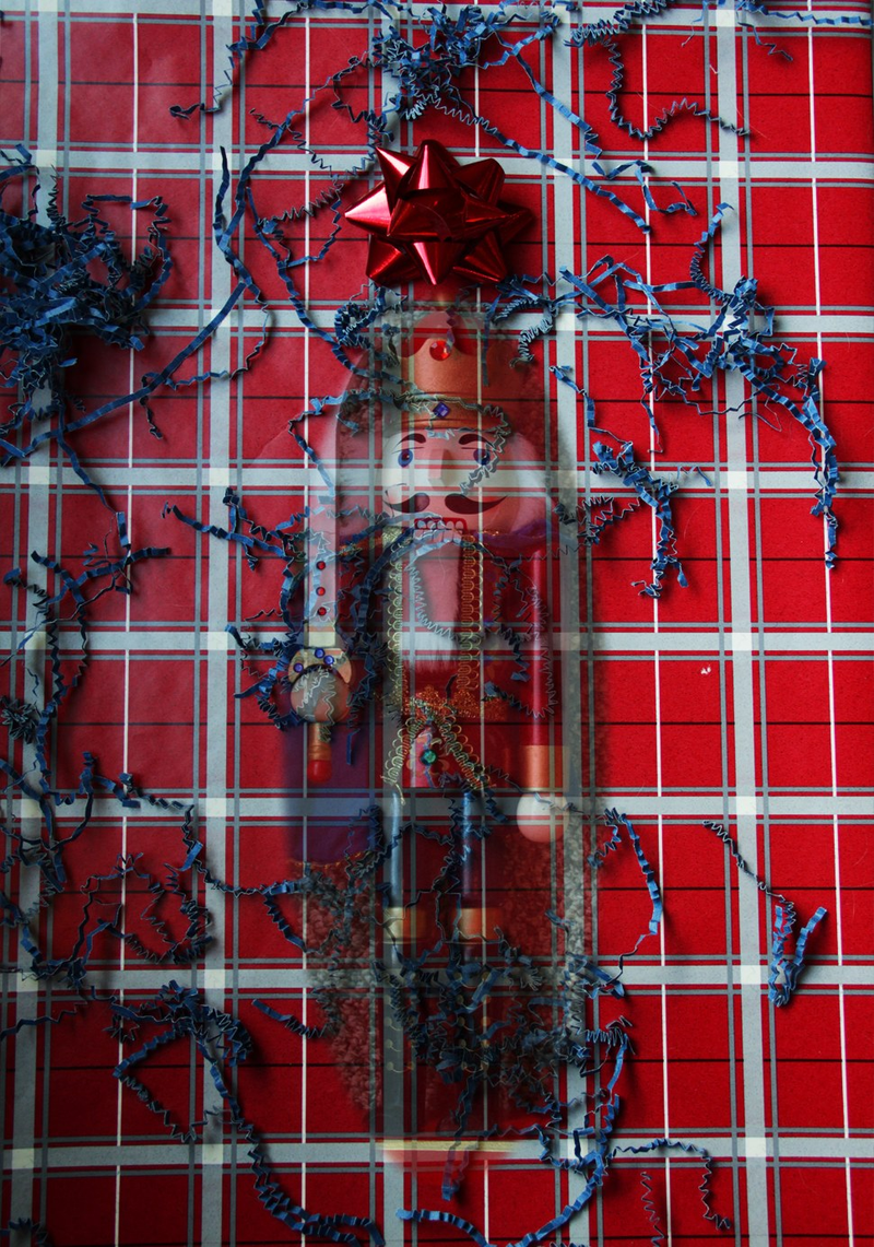 Illustration for article titled Why Unwrap Presents When You Have X-Ray Gift Vision?